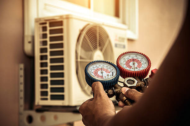 Professional Ductwork Repair technician working in Winchester, VA